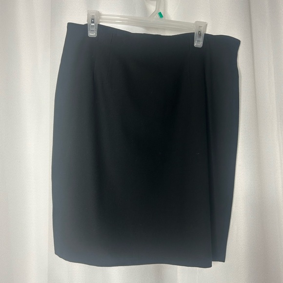 Talbot Petite 100% Wool Pencil Skirt - Picture 4 of 4